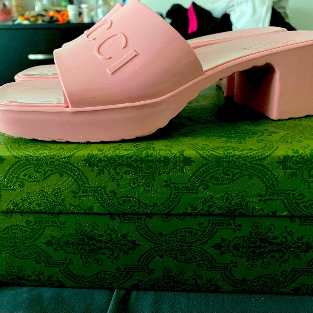 Pink Gucci Block Sandals - Picture 2 of 10